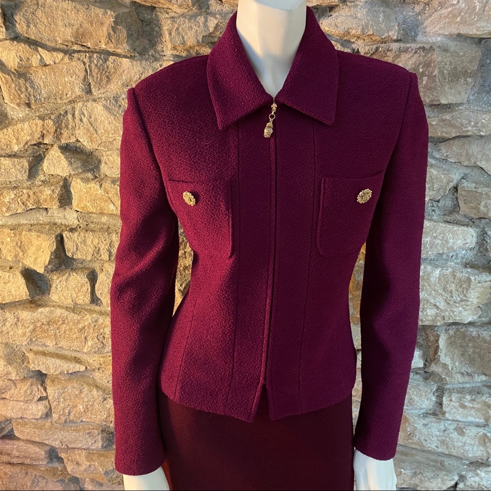 ST. JOHN BORDEAUX 2 Piece JACKET & BLOUSE SIZE 8